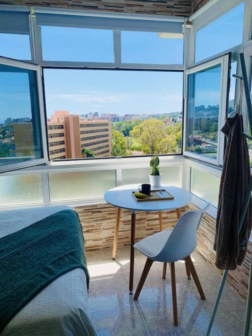 Alterhome Luminoso Estudio Con Piscina Y Maravillosas Vistas Torremolinos Dış mekan fotoğraf